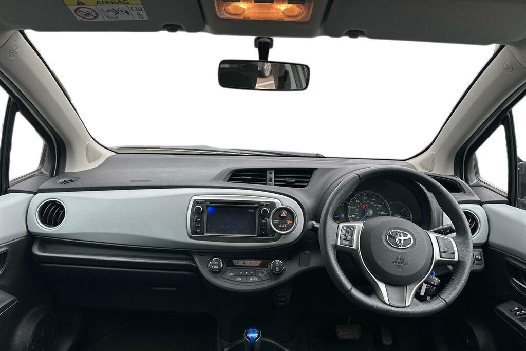 Toyota Yaris 1.5 Vvt-h Icon Plus Cvt Euro 5 YK14VGF White #6