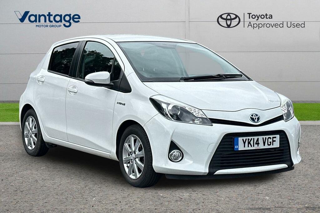 Toyota Yaris 1.5 Vvt-h Icon Plus Cvt Euro 5 White