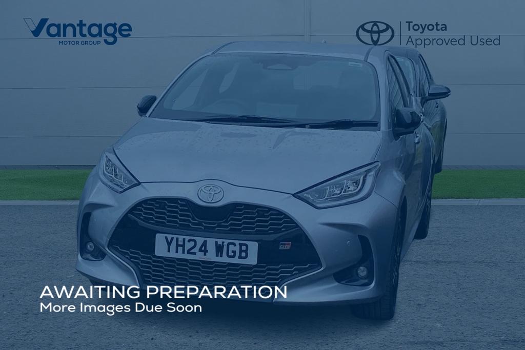 Toyota Yaris 1.5 Vvt-h Gr Sport E-cvt Euro 6 Ss Silver