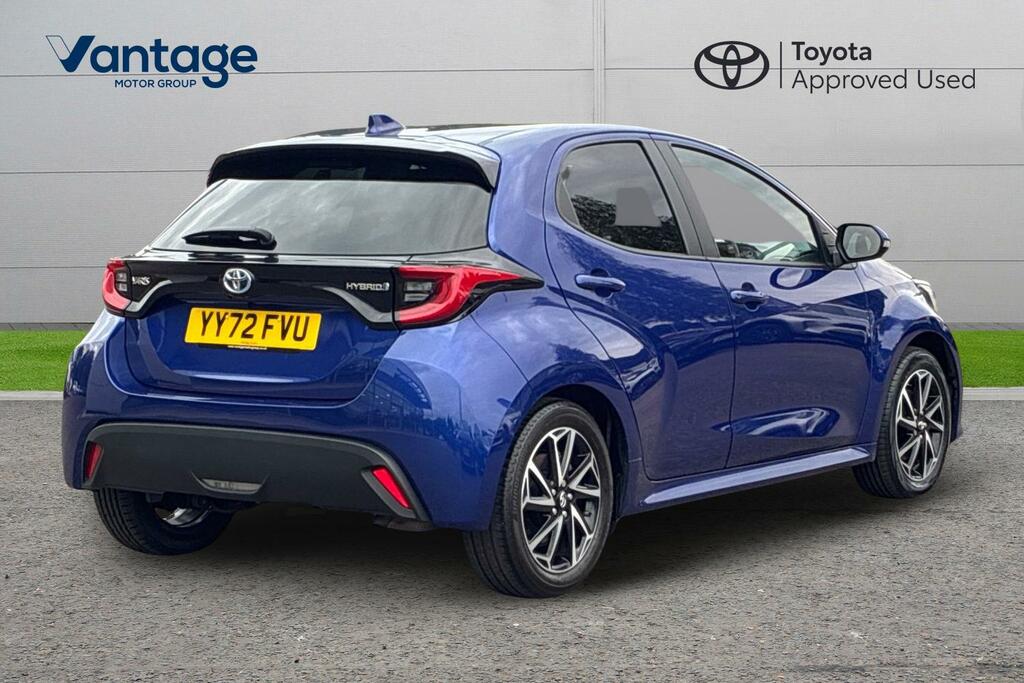 Toyota Yaris 1.5 Vvt-h Design E-cvt Euro 6 Ss YY72FVU Blue #2