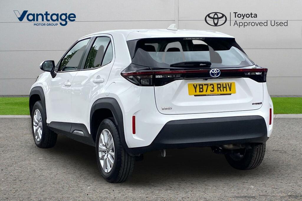 Toyota Yaris Cross 1.5 Vvt-h Icon E-cvt Euro 6 Ss YB73RHV White #4