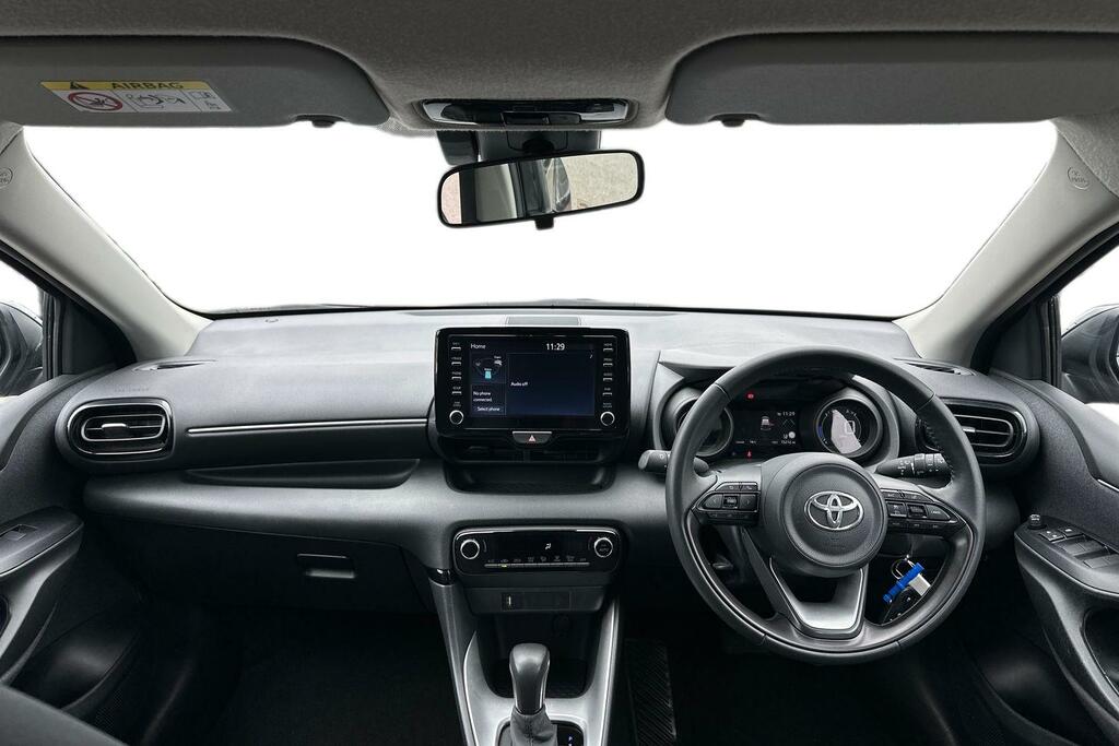 Toyota Yaris 1.5 Vvt-h Design E-cvt Euro 6 Ss KR73FRX Grey #6
