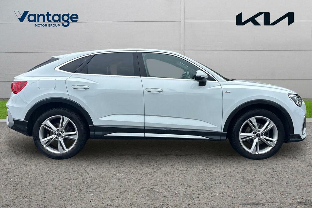 Audi Q3 1.5 Tfsi Cod 35 S Line Sportback S Tron YW23OVB White #2
