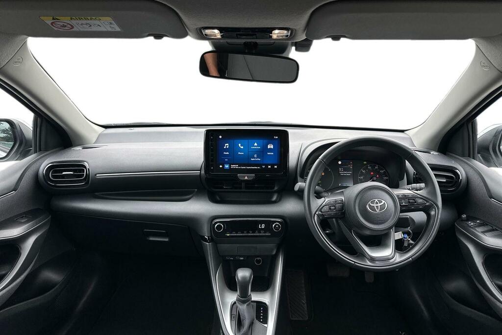 Toyota Yaris 1.5 Vvt-h Icon E-cvt Euro 6 Ss GY74CCF White #6