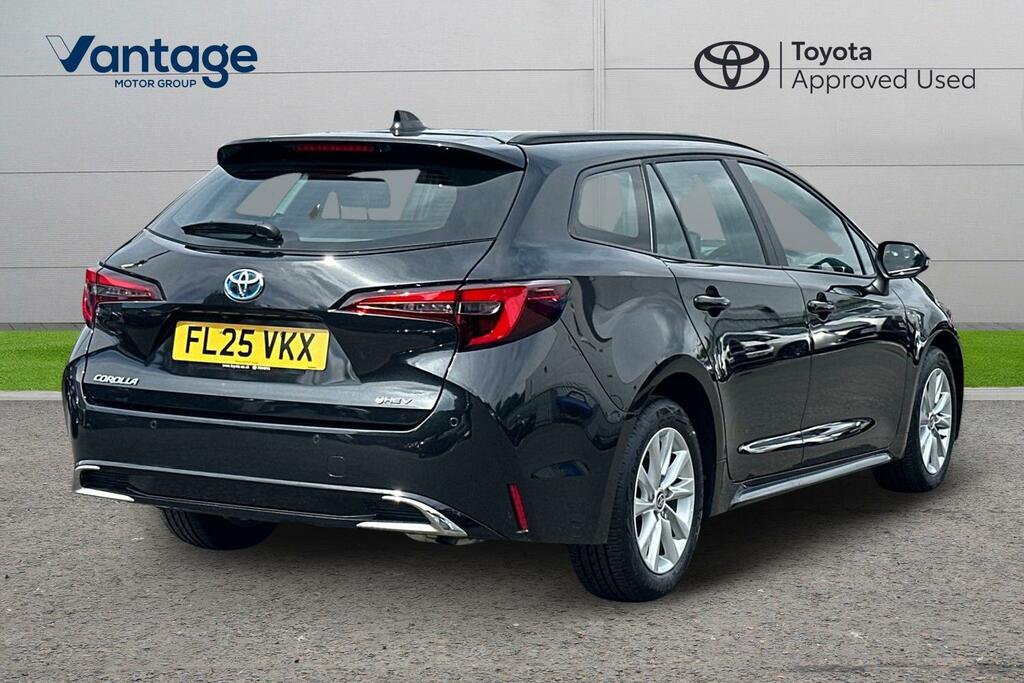 Toyota Corolla 1.8 Vvt-h Icon Touring Sports Cvt Euro 6 Ss Black #2
