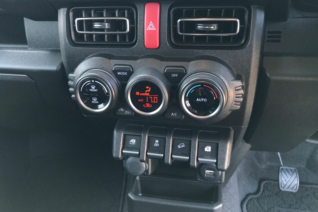 Suzuki Jimny Suv Silver #38