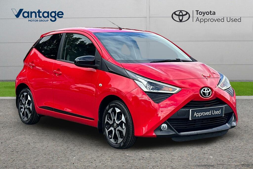 Toyota Aygo 1.0 Vvt-i X-trend Euro 6 YK69HES Red