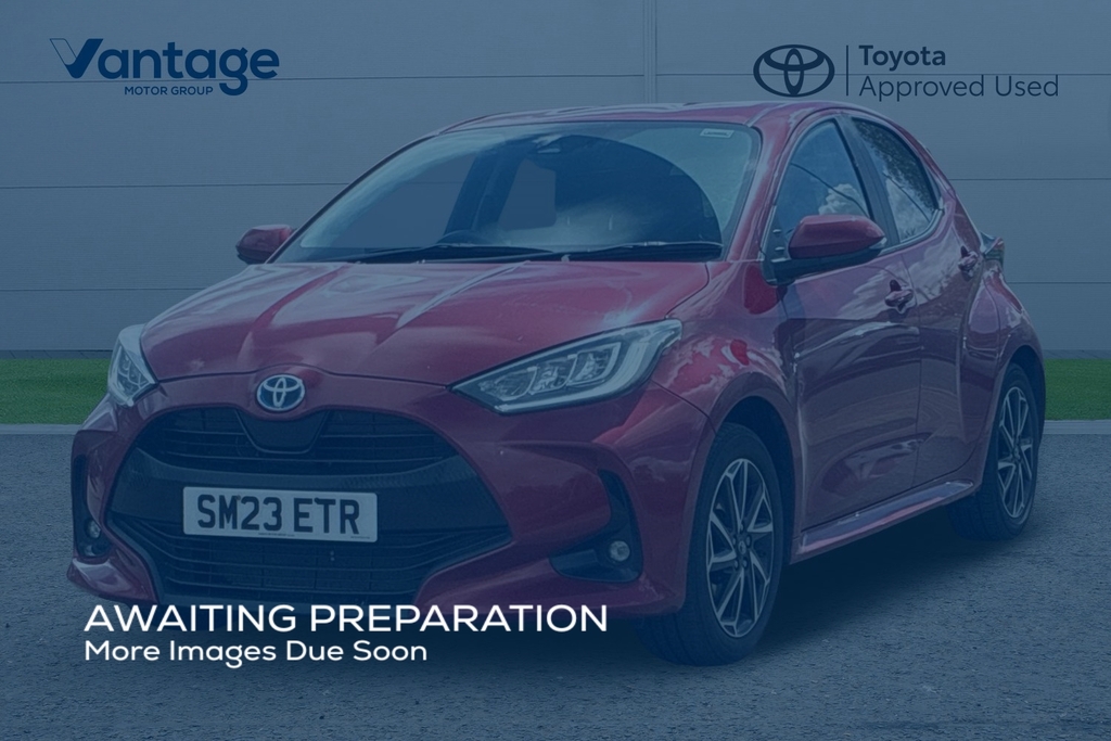 Toyota Yaris VI Fresh Import Yaris Based 1.3 Silver #2