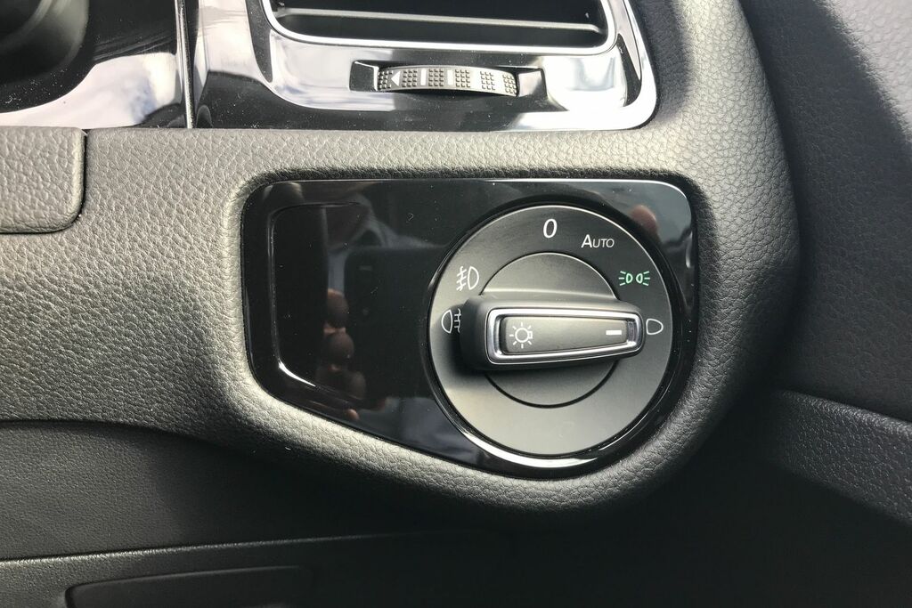 Volkswagen Golf Life Tsi Black #27