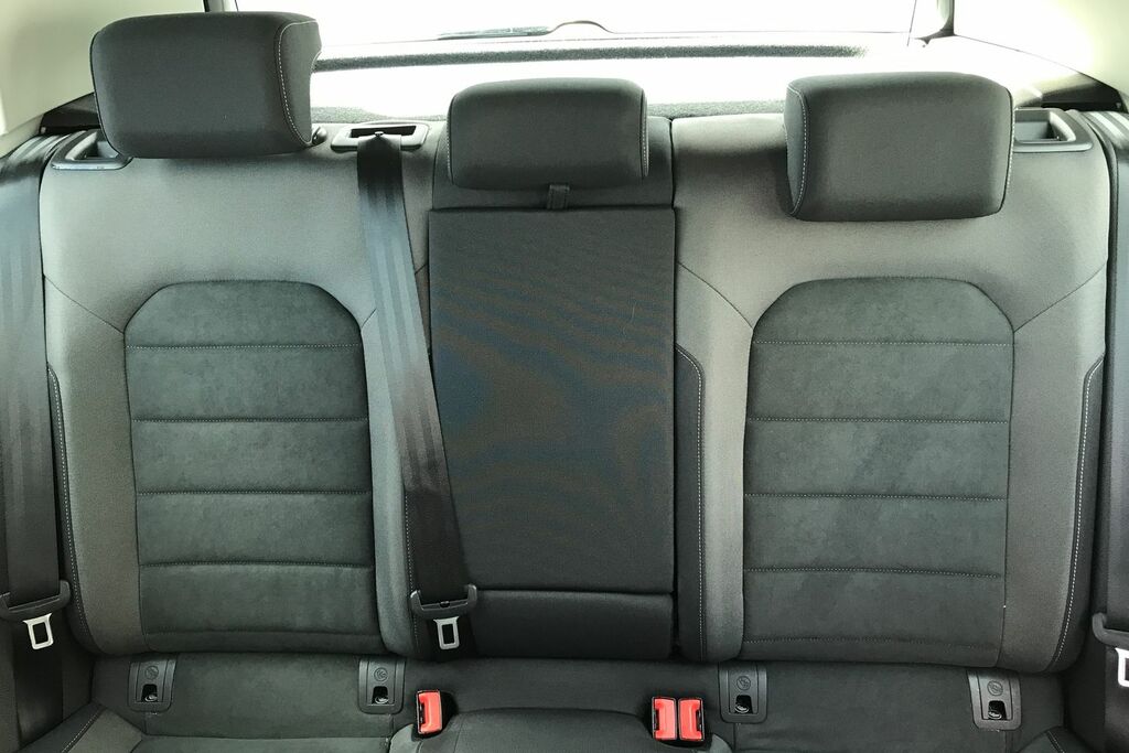 Volkswagen Golf Life Tsi Black #23