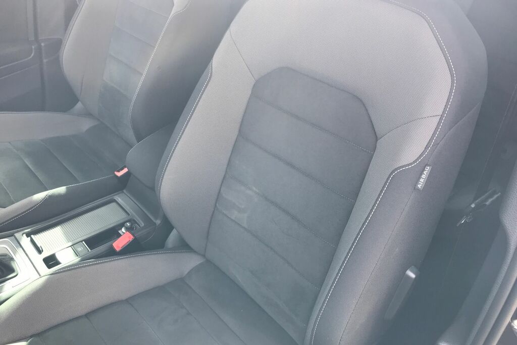 Volkswagen Golf Life Tsi Black #26