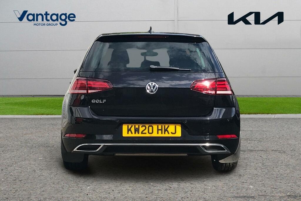 Volkswagen Golf Life Tsi Black #4