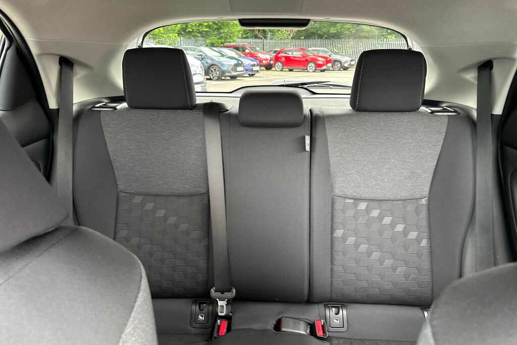 Toyota Yaris Icon Grey #18