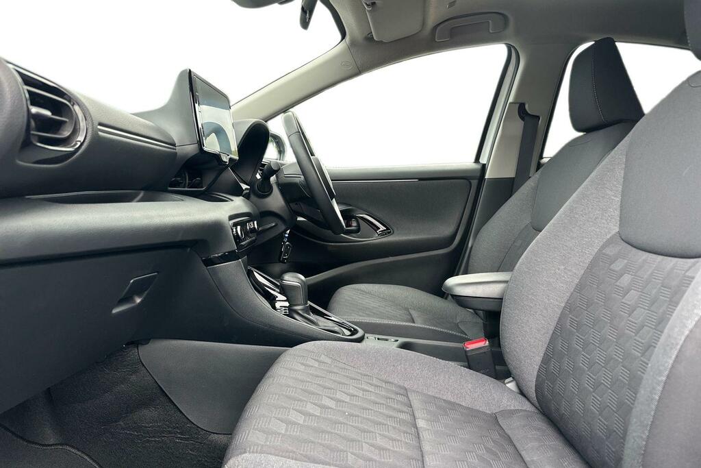 Toyota Yaris Icon Grey #5