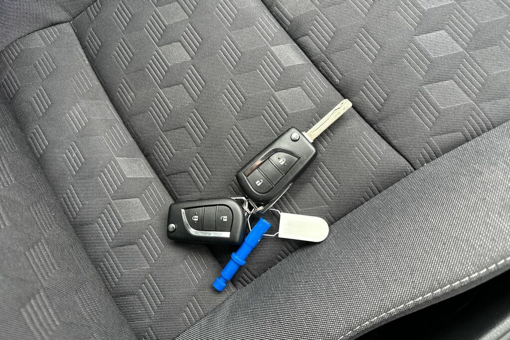 Toyota Yaris Icon Grey #27