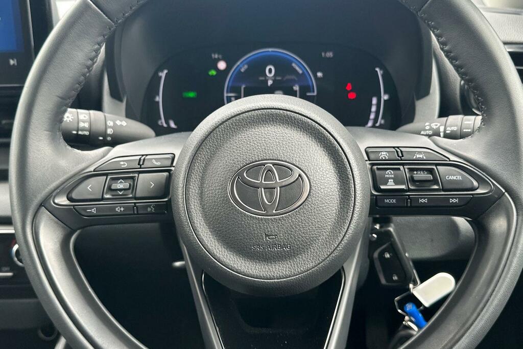 Toyota Yaris Icon Grey #10