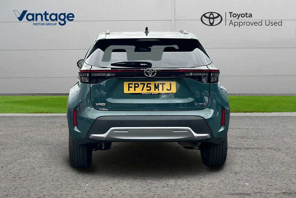 Toyota Yaris Cross 1.5 Hybrid 130 Design Cvt Safety Pack Green #26