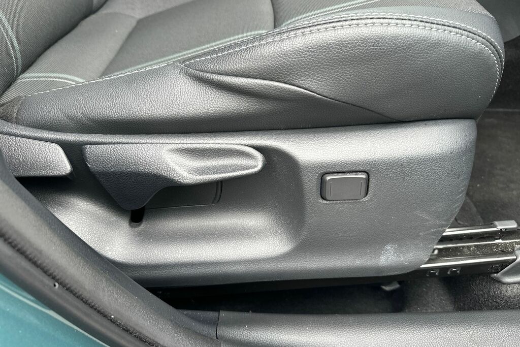 Toyota Yaris Cross 1.5 Hybrid 130 Design Cvt Safety Pack Green #17