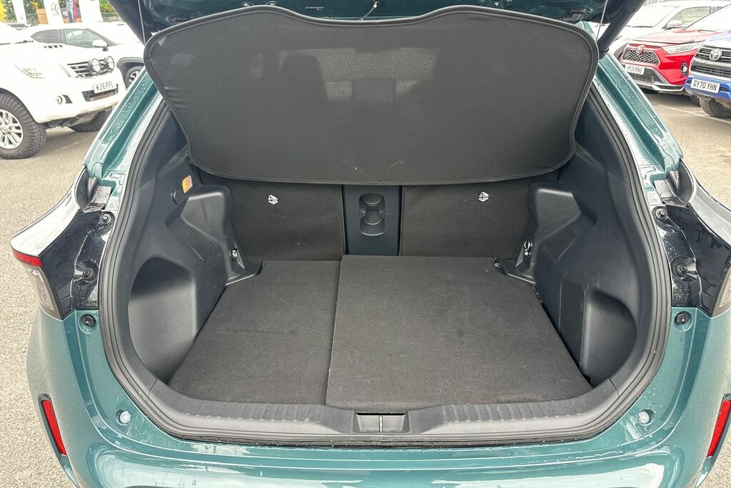 Toyota Yaris Cross 1.5 Hybrid 130 Design Cvt Safety Pack Green #13