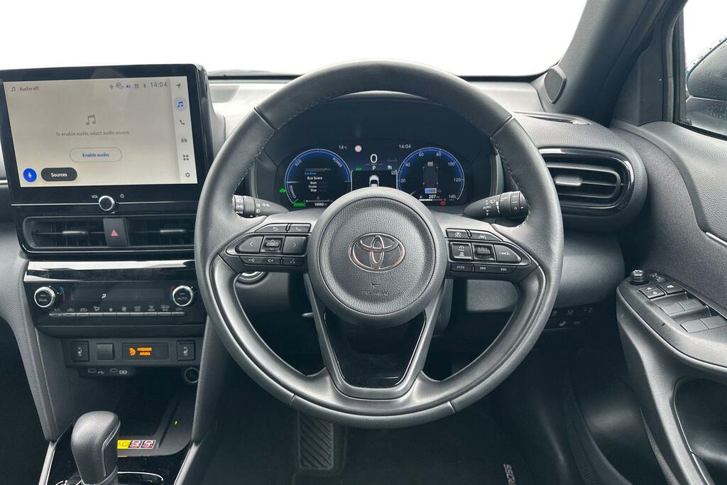 Toyota Yaris Cross 1.5 Hybrid 130 Design Cvt Safety Pack Green #7