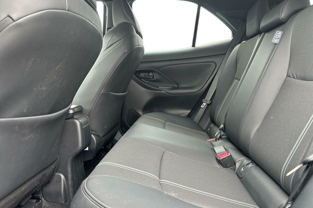 Toyota Yaris Cross 1.5 Hybrid 130 Design Cvt Safety Pack Green #15