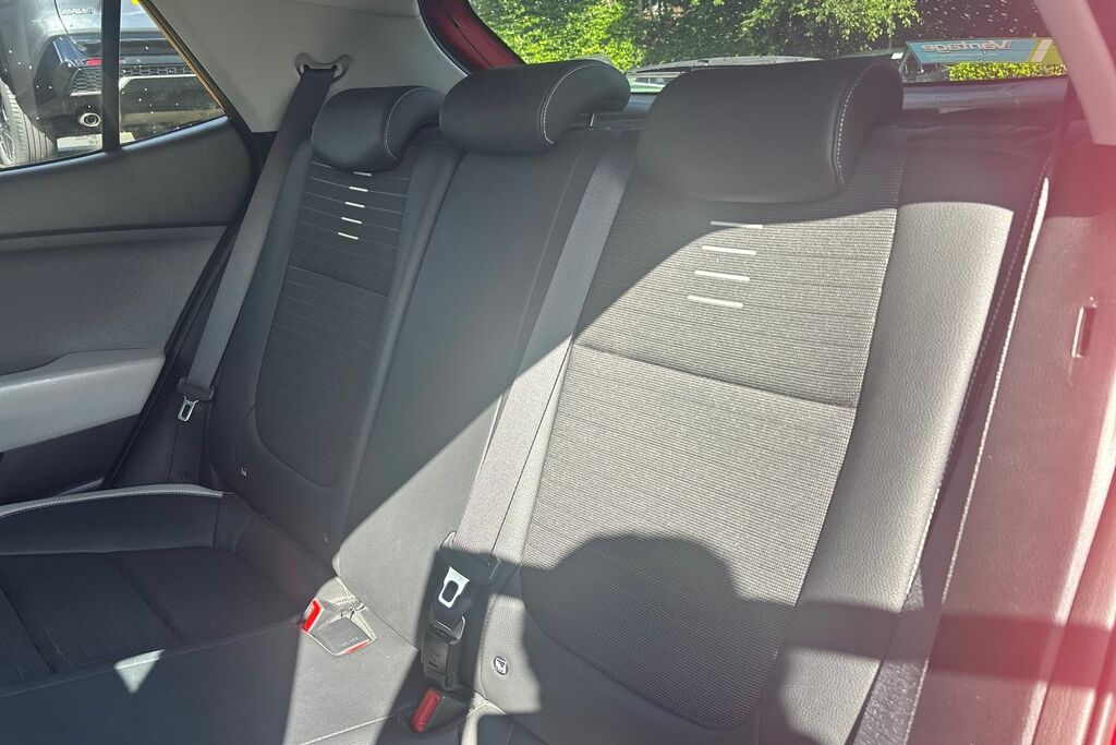 Kia Stonic Suv 1.0 T-gdi First Edition Isg Grey #23