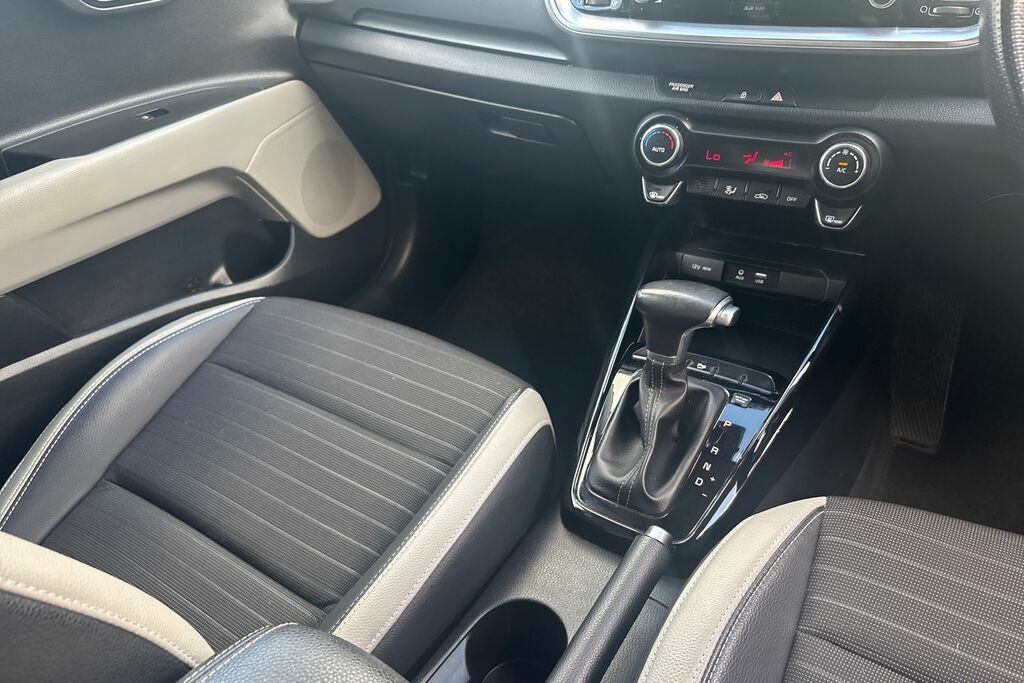 Kia Stonic Suv 1.0 T-gdi First Edition Isg Grey #14