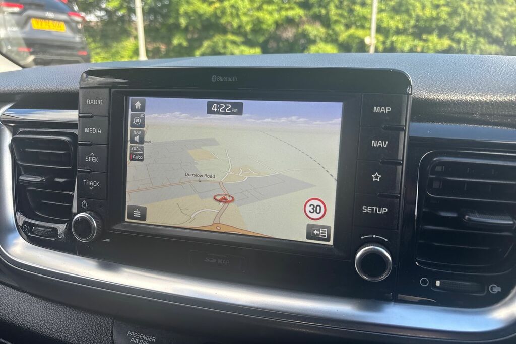 Kia Stonic Suv 1.0 T-gdi First Edition Isg Grey #18