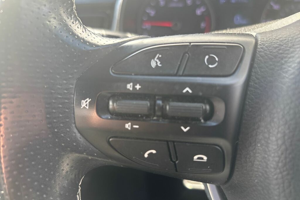 Kia Stonic Suv 1.0 T-gdi First Edition Isg Grey #21