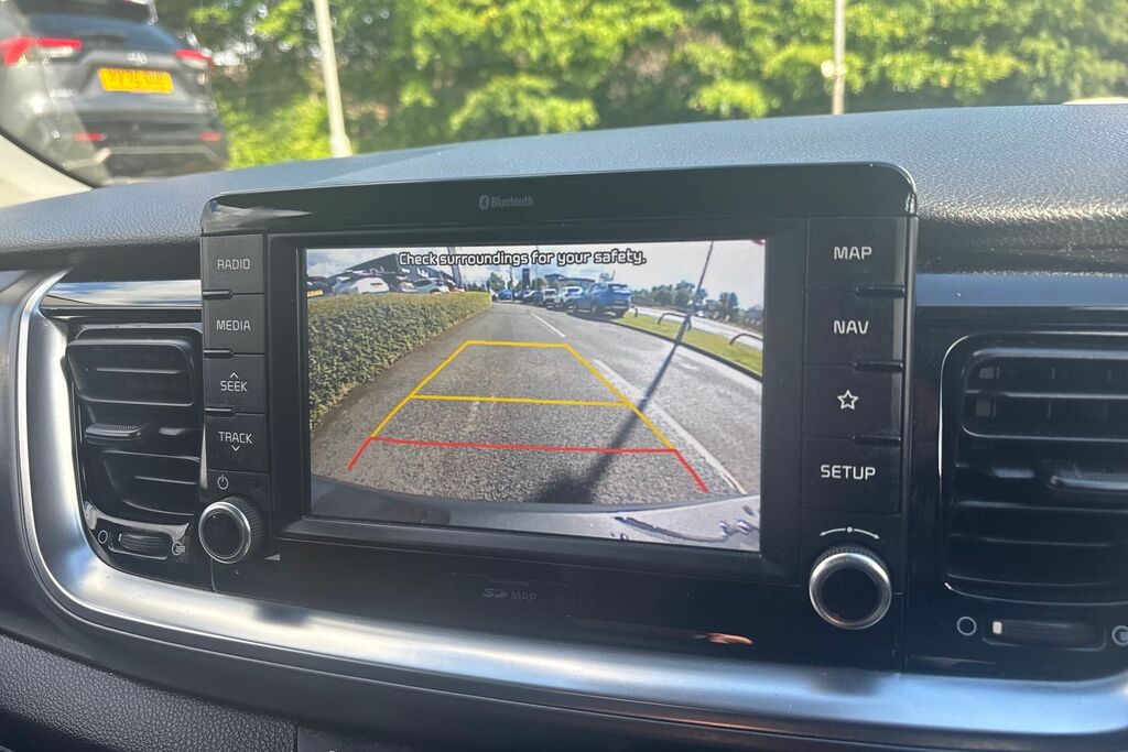 Kia Stonic Suv 1.0 T-gdi First Edition Isg Grey #19