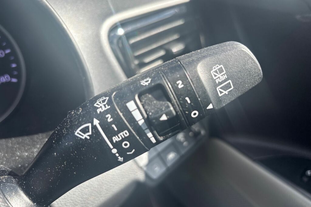 Kia Stonic Suv 1.0 T-gdi First Edition Isg Grey #35