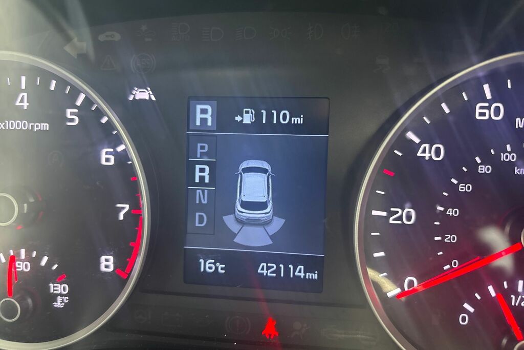 Kia Stonic Suv 1.0 T-gdi First Edition Isg Grey #36