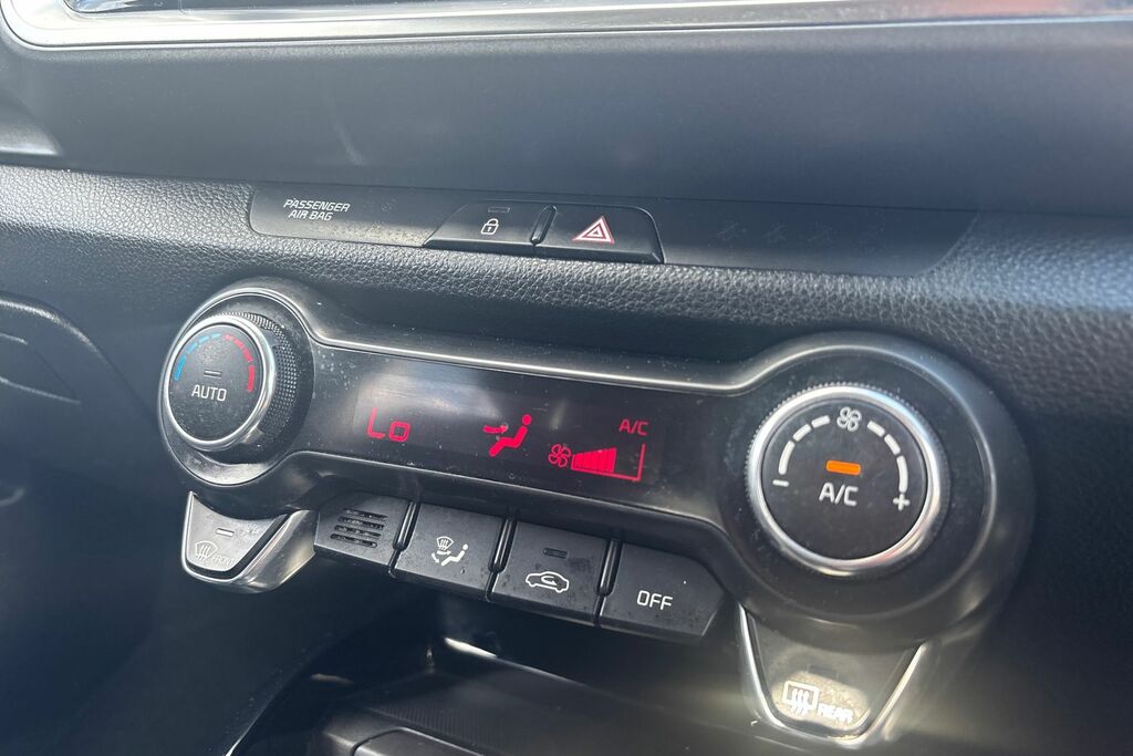 Kia Stonic Suv 1.0 T-gdi First Edition Isg Grey #15
