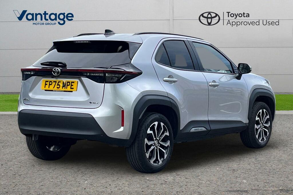 Toyota Yaris Cross 1.5 Vvt-h Design Suv Hybrid E-cvt Euro FP75MPE Silver #2