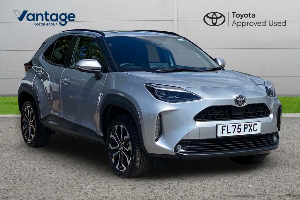 Toyota Yaris Cross 1.5 Vvt-h Design E-cvt Euro 6 Ss FL75PXC Silver