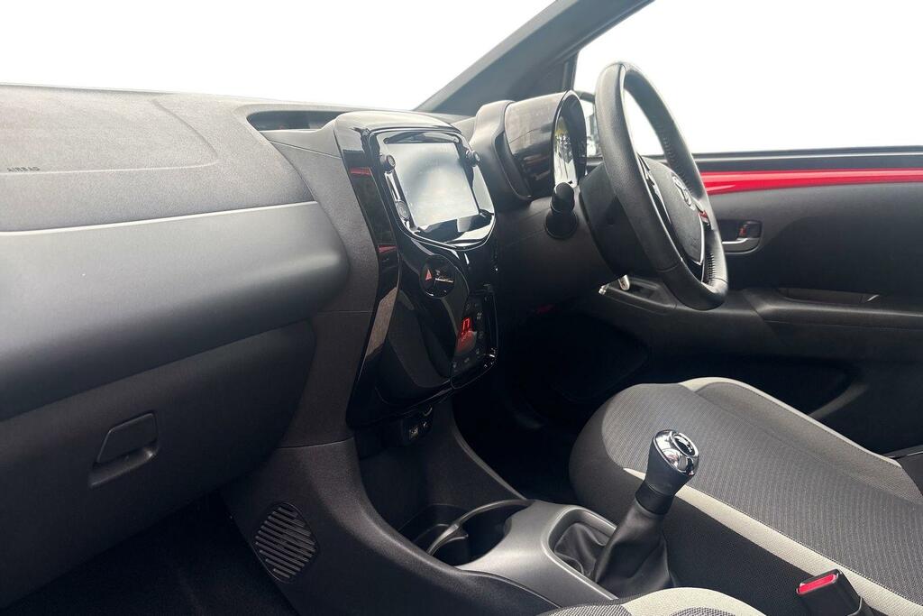 Toyota Aygo 1.0 Vvt-i X-trend Euro 6 Ss YW21GMG Red #5