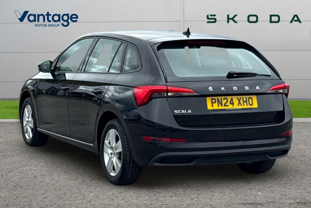 Skoda Scala 1.0 Tsi 110 Se Dsg Black #5
