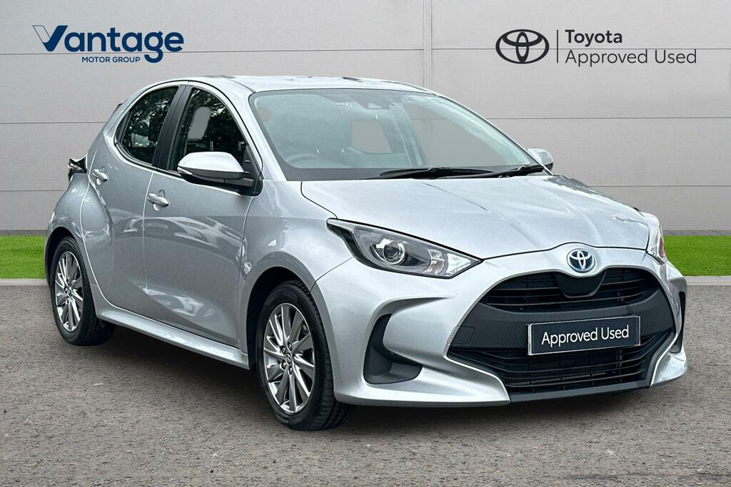 Toyota Yaris 1.5 Vvt-h Icon E-cvt Euro 6 Ss Silver