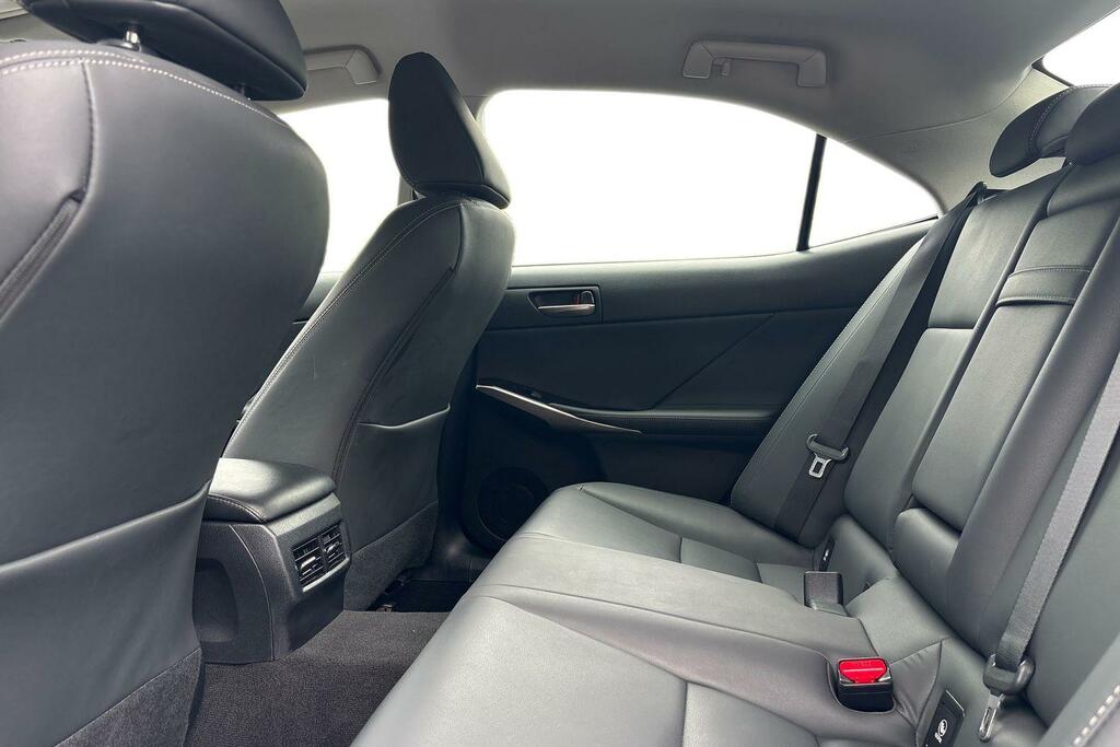 Lexus IS Saloon 2.5 E-cvt Euro 6 Ss 202020 Brown #16