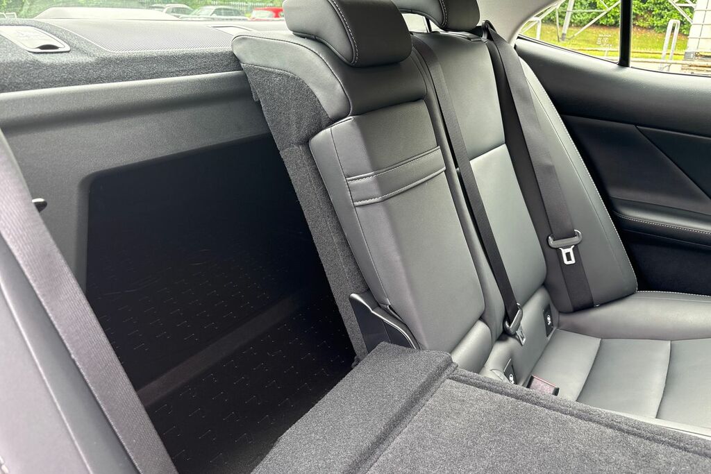 Lexus IS Saloon 2.5 E-cvt Euro 6 Ss 202020 Brown #19