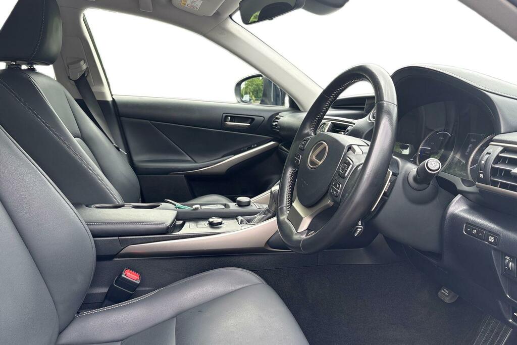 Lexus IS Saloon 2.5 E-cvt Euro 6 Ss 202020 Brown #13