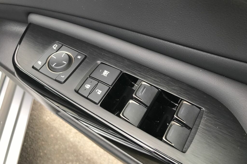 Lexus ES 300H 2.5 Takumi Cvt Silver #35