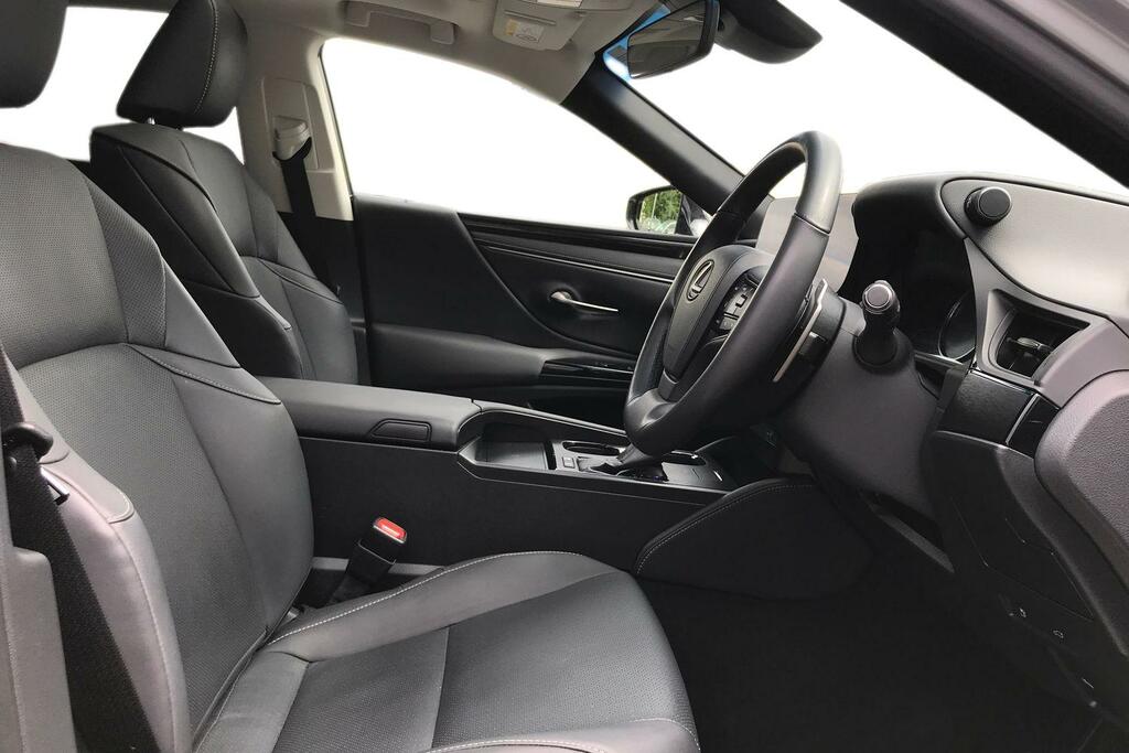 Lexus ES 300H 2.5 Takumi Cvt Silver #13