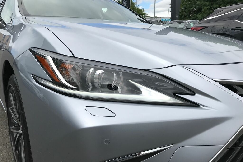 Lexus ES 300H 2.5 Takumi Cvt Silver #21