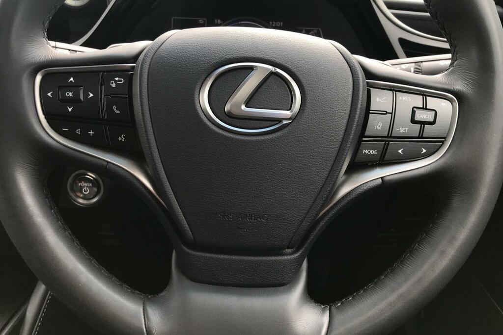 Lexus ES 300H 2.5 Takumi Cvt Silver #11