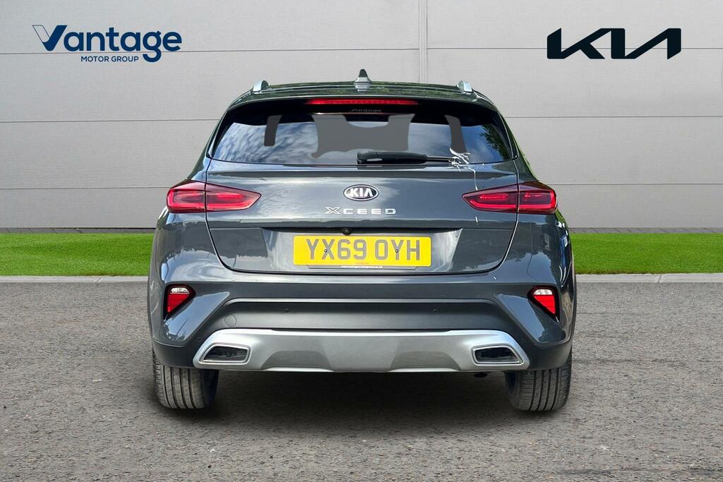 Kia Xceed 1.0 T Gdi 3 Suv Red #4