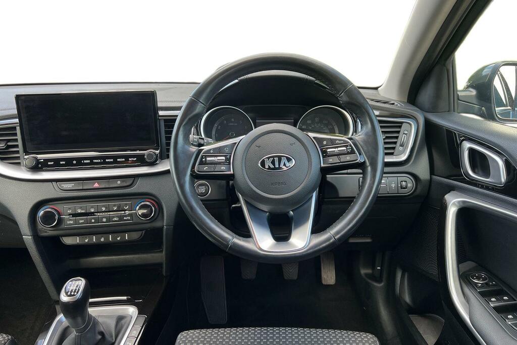 Kia Xceed 1.0 T Gdi 3 Suv Red #11