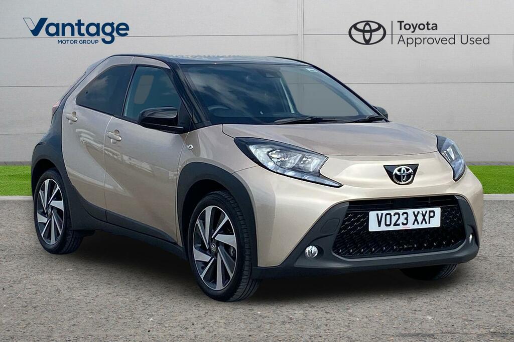 Toyota Aygo X 1.0 Vvt-i Edge Euro 6 Ss Beige
