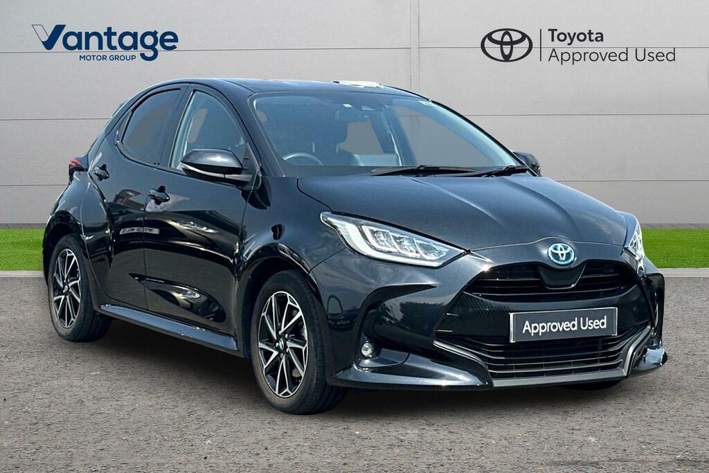 Toyota Yaris 1.5 Vvt-h Design E-cvt Euro 6 Ss Black