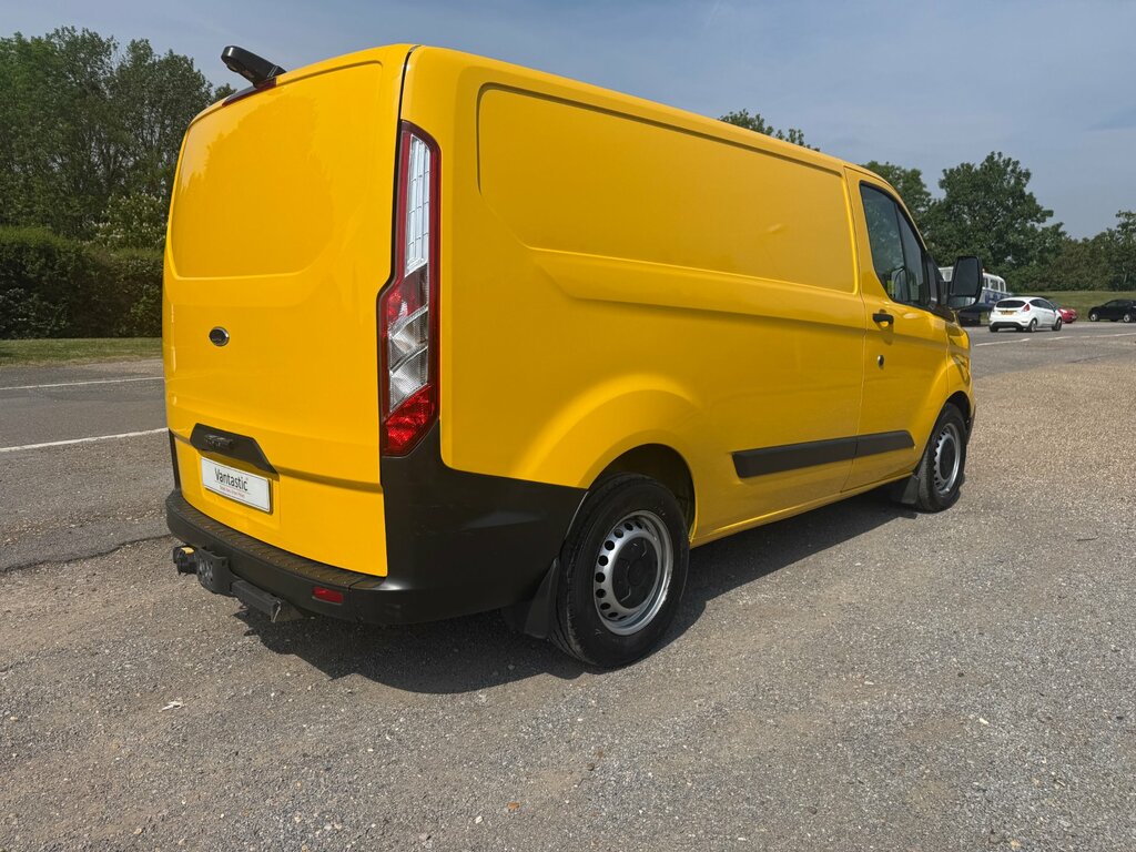 Ford Transit Custom 2.0 340 Ecoblue Leader Panel Van LB22HZP Yellow #3